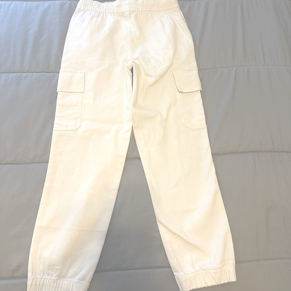 Zoltan Straight Fit, Buffalo by David Bitton Color White for Kids Size S/8.